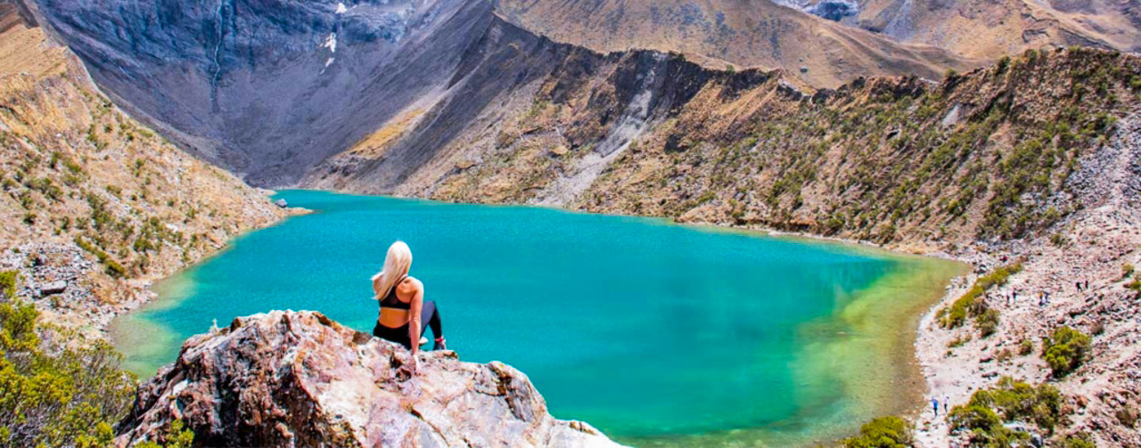 lago humantay peru