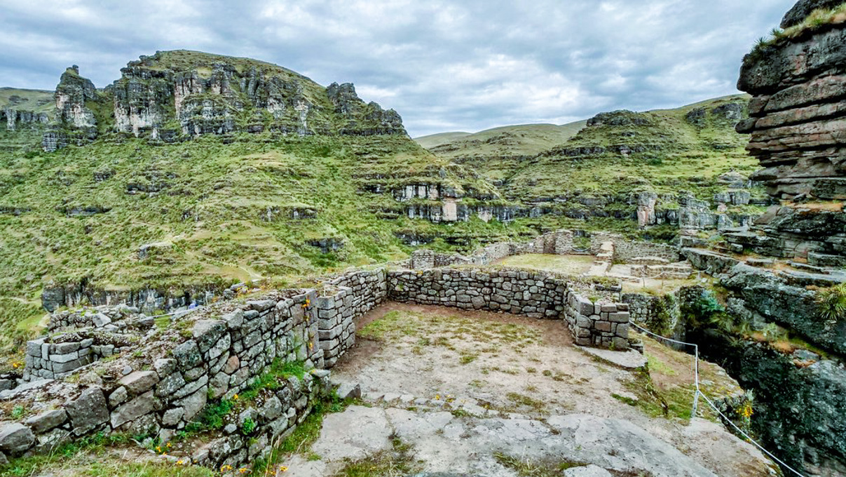 ruinas de waqrapukara tour